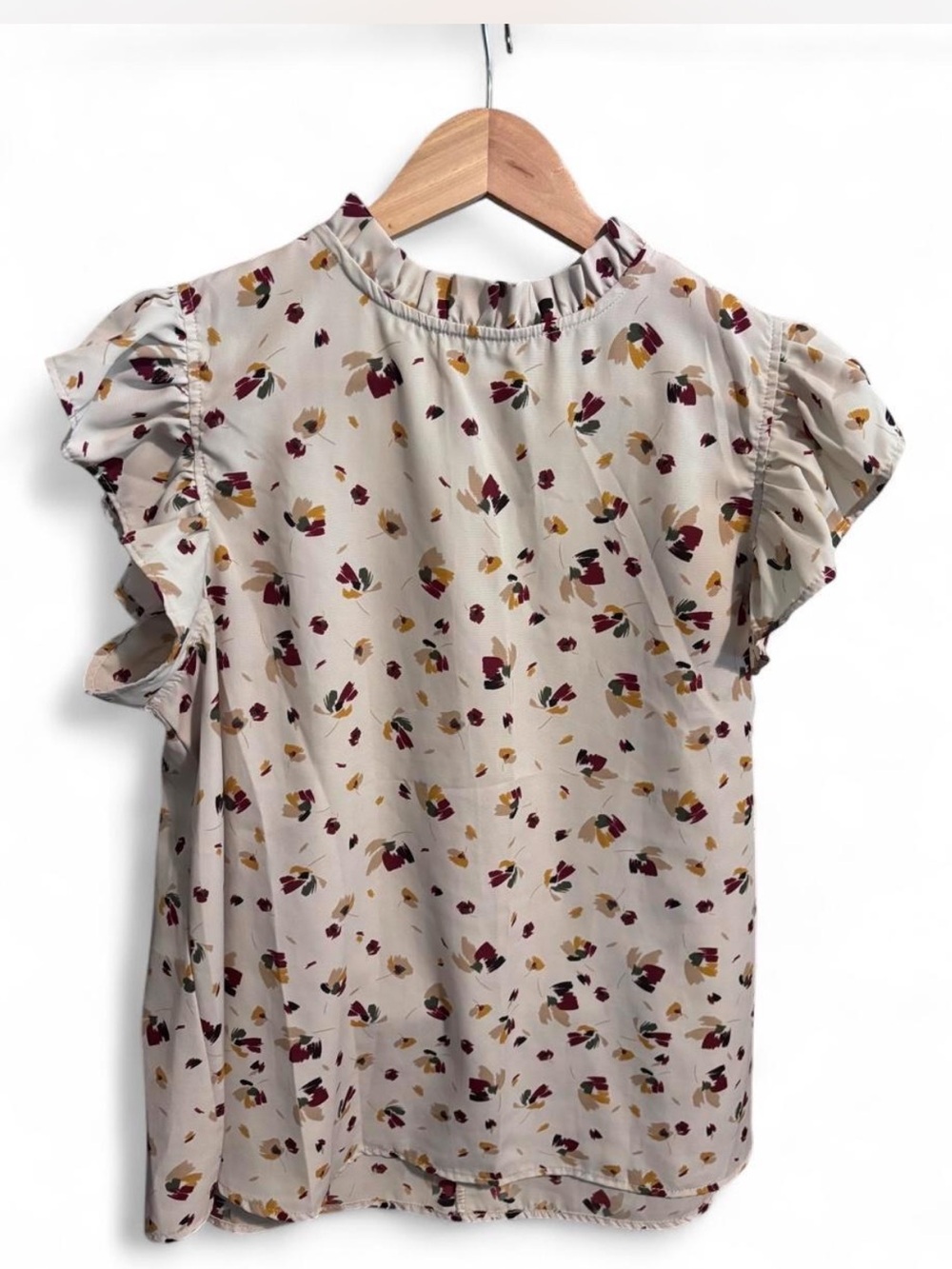 MTS Women’s Cream Floral Flutter Sleeve Blouse